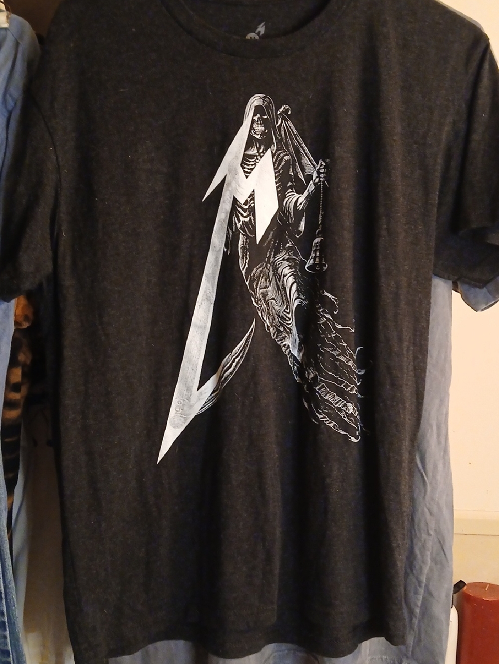For Whom The Bell Tolls, Metallica. Men's Black  T-Shirt - Dark Skull Design,med